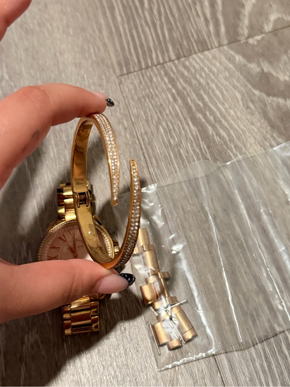 MK Watch !!PLEASE READ!! - Picture 2 of 5